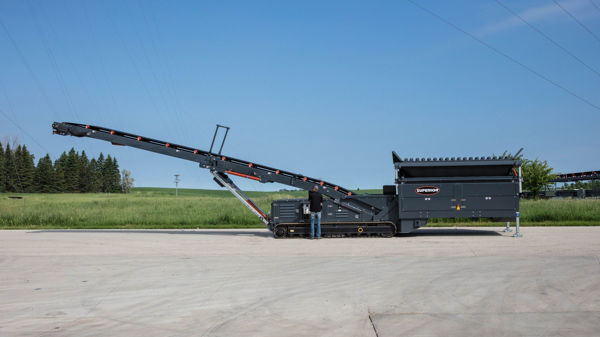 Picture of Superior Industries Tracked Conveyors