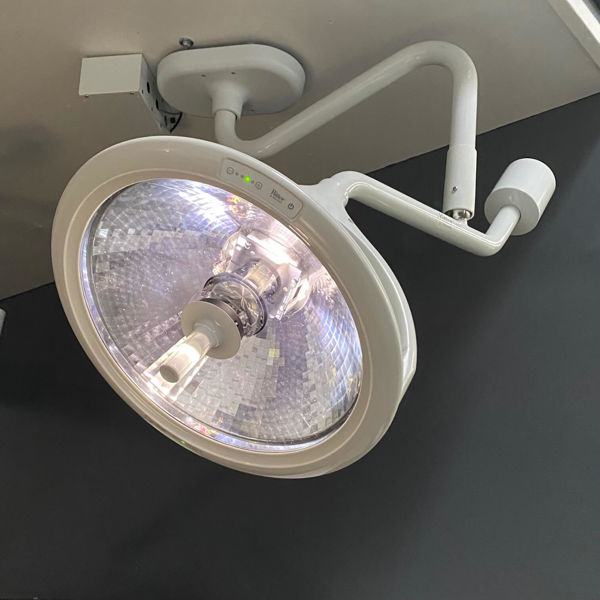 Picture of Ritter 255 LED Procedure Light