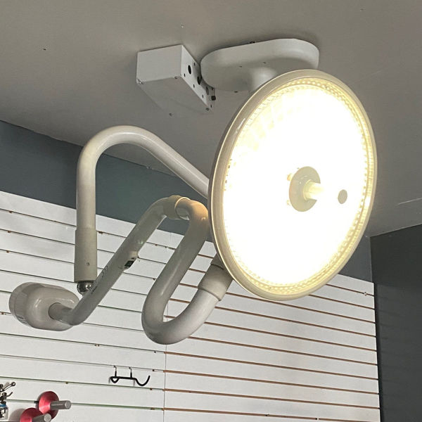 Picture of Ritter 355 Surgical Light Ceiling Mount