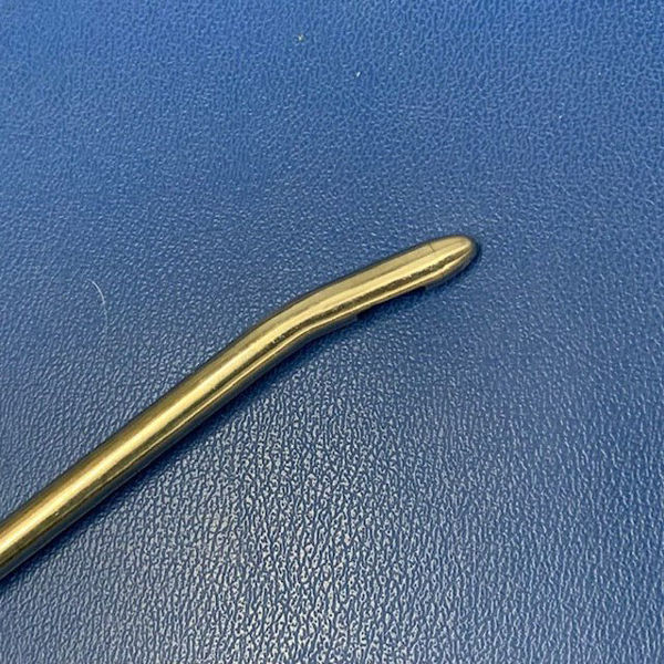 Picture of Liposuction Cannula 28 cm Length 8 mm Diameter Angled (Used)