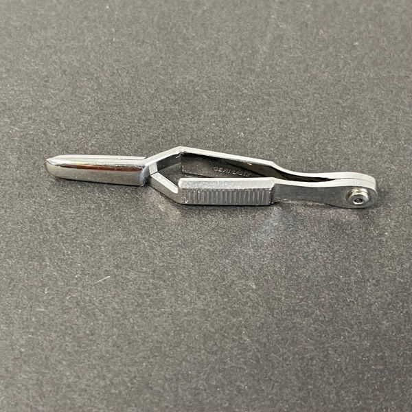 Picture of Storz bulldog Serrefine Forceps (Used)